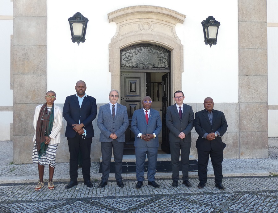 Angola e Portugal querem estreitar colaboração na formação de bombeiros